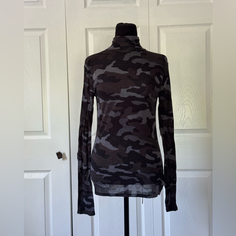 Express Camo Fitted Turtleneck